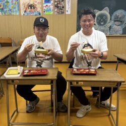 元ジャングルポケット斉藤さん、本庄に降臨！バームクーヘン販売で大盛り上がり！